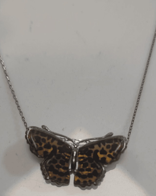 Collier Pendentif &quot;Papillon Léopard&quot; en Argent et Ambre
